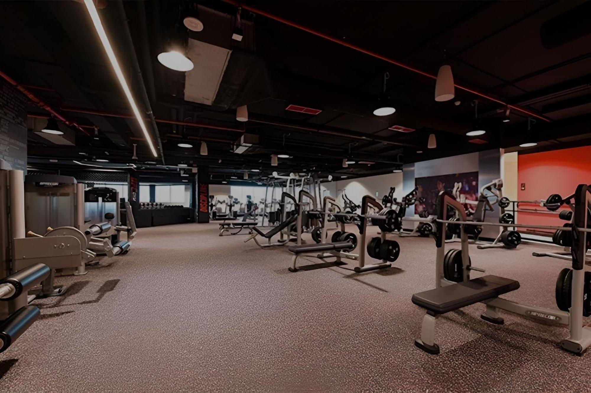 Brown Stone - Mirdif Hills Airport شقة